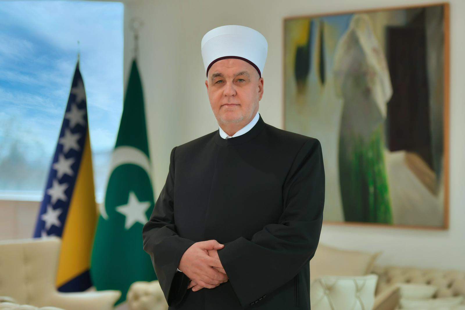 Reisul-ulema Kavazović.jpeg - Humanitarna akcija Islamske zajednice za narod Turske: Od Bošnjaka s ljubavlju